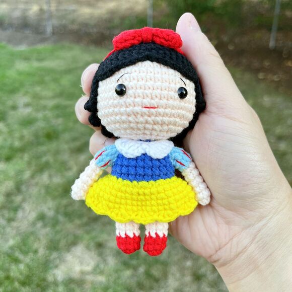 Snow White & Prince Crochet Keychain Set | Amigurumi Couple Bag Charms - Picture 4 of 10